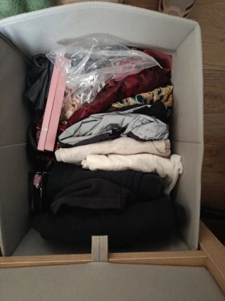 Lote de ropa variada