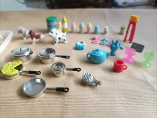 Set de miniaturas para casa de muñecas