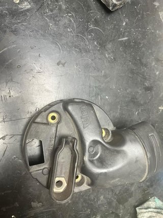Toma de aire alternador BMW M3 E46