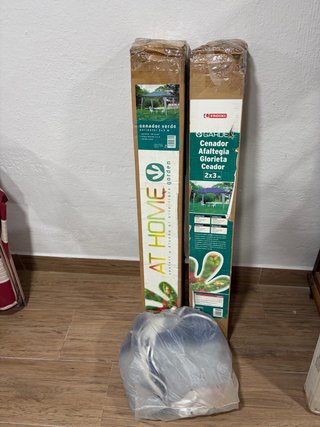 Se venden dos Cenadores de Jardín