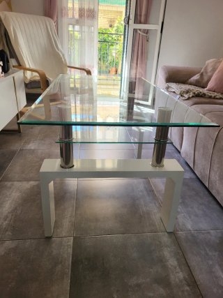 Mesa de centro de cristal y metal
