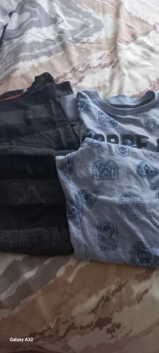 2 Pijamas para niño. Talla 10 12 años.