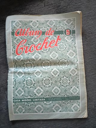 Lote de 3 álbumes antiguos de crochet –Casa Midões