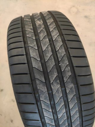2 Neumáticos Bridgestone Turanza 6 225/40 R18