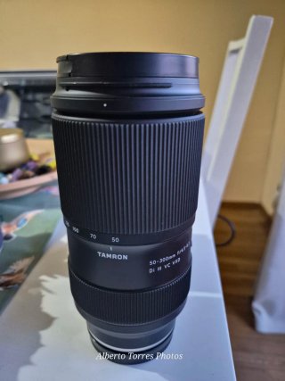 Objetivo Tamron 50-300mm Di III VC VXD Sony
