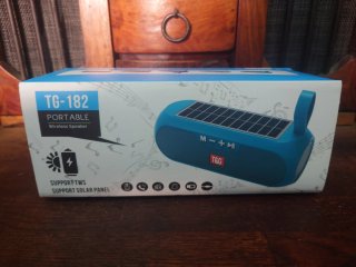 altavoz bluetooth con carga solar (precintado)