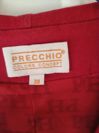 Chaqueta roja con capucha, trenca, con bolsillos