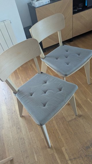 2 Sillas IKEA Lisabo con cojines