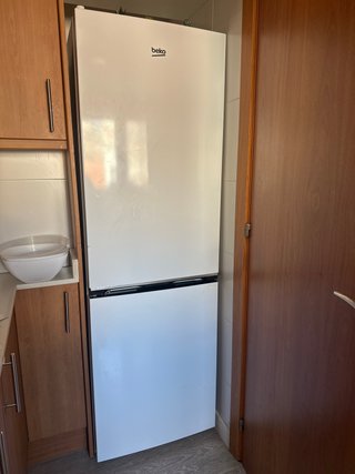 Nevera Beko Blanca