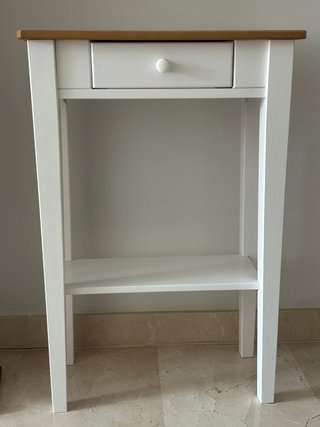 Mueble recibidor de madera