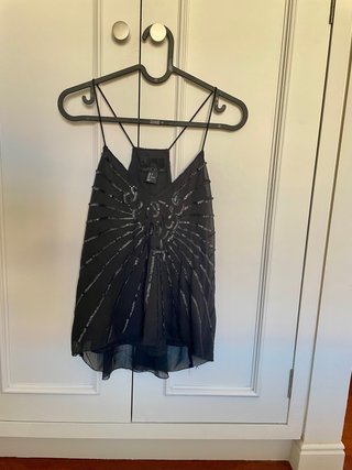 Top de tirantes negro con lentejuelas