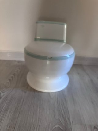 WC para bebés con sonido de cisterna