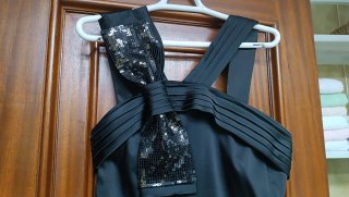 Vestido y chaqueta fiesta negro, lazo pedrería