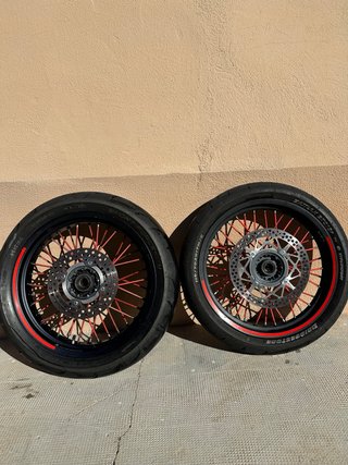 Ruedas Supermotard (escucho ofertas)