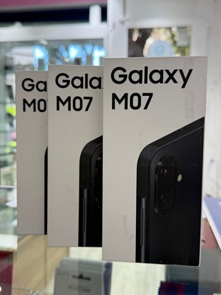 Samsung Galaxy M07 64GB Negro