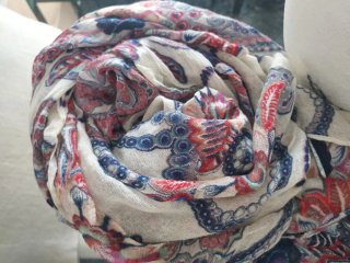 Pañuelo de cuello estampado