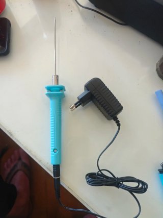 Cortador de espuma eléctrico