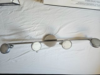 Aplique de pared tengo varios sin caja