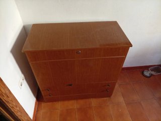 Cómoda de madera