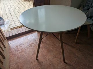 Mesa Redonda de Comedor Blanca y Madera