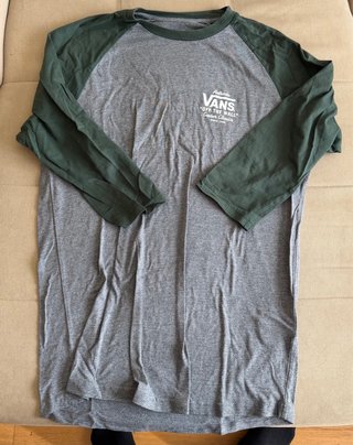 Camiseta Vans Manga 3/4 Gris y Verde