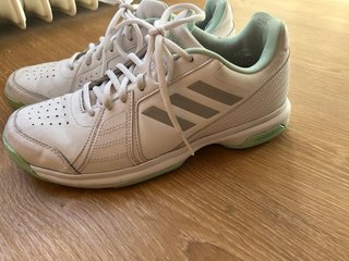 Zapatillas de pádel Adidas blancas