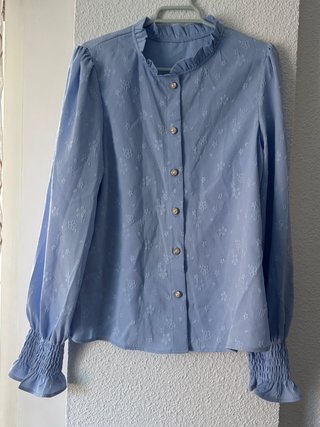 Blusa Azul Claro Manga Larga