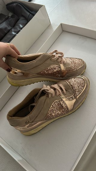 Zapatillas XTI Beige y Dorado