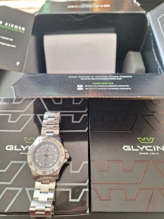 Reloj Glycine Combat Sub Plateado