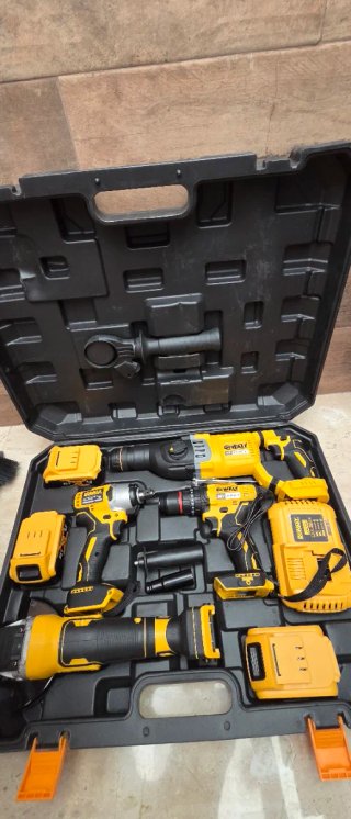 Kit de Herramientas Inalámbricas DeWalt Nuevo