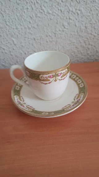 Taza y plato La Cartuja de Sevilla