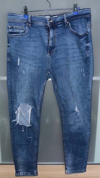 Vaqueros Zara Azul Efecto Desgastado Rotos