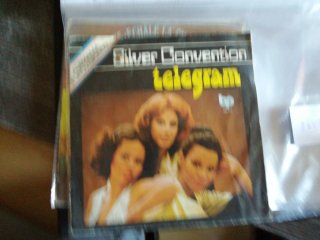 Vinilo Silver Convention - Telegram
