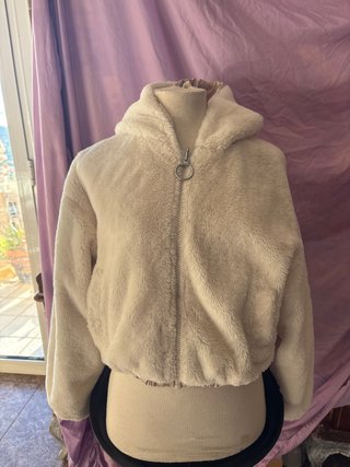 Chaqueta de pelo beige