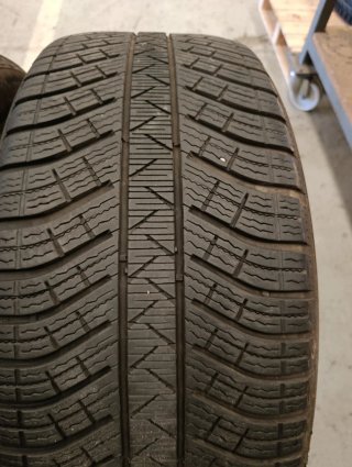 Neumáticos Michelin Pilot Alpin 5 255/55 R19 111 V