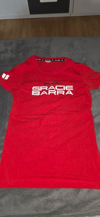 Camiseta Manga Corta Gracie Barra Roja