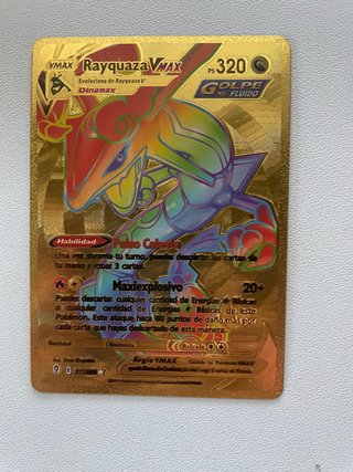 Carta Pokémon Rayquaza VMAX Dorada