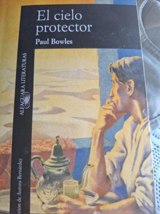 El cielo protector