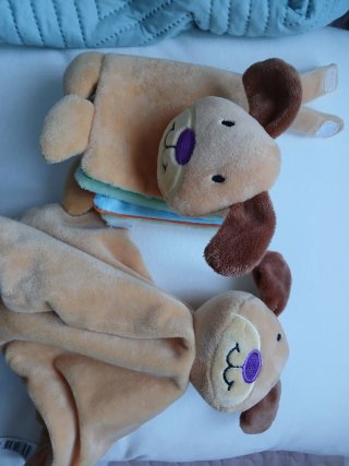 Doudous de Peluche y librito para Bebé ( sin usar)