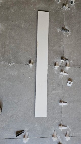 Rodapiés Blancos 0,90x0,10m