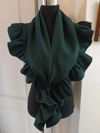 Mantoncillo de flamenca verde