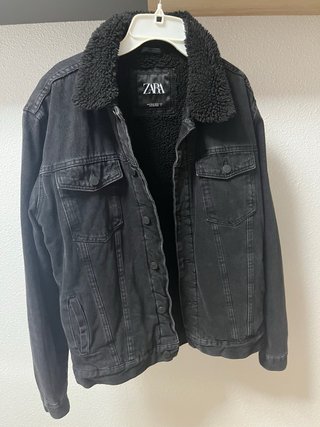 Chaqueta Vaquera Zara Negra con Borreguillo