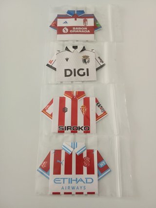 Set de 4 Imanes Camisetas Fútbol Origami
