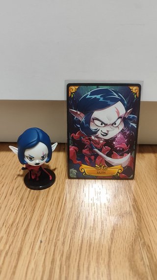 Lote 2 figuras + carta Krosmaster Arena