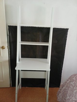 Mesa de estudio tipo escalera blanca