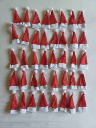 40 Mini Gorritos de Papá Noel
