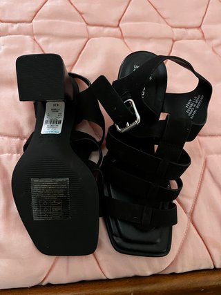 Sandalias de Tacón Negras Primark T36