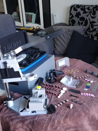 Kit Dremel 3000 con Soporte de Taladro