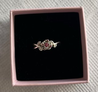 Anillo Rosa La Bella y la Bestia Disney. Pandora