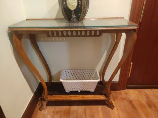 Mesa Consola de Madera y Cristal